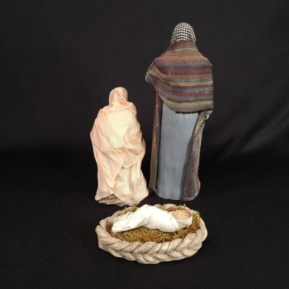 Hestia Holy Family 3 Figurines Christmas Nativity Companions Coll  26929 Vintage